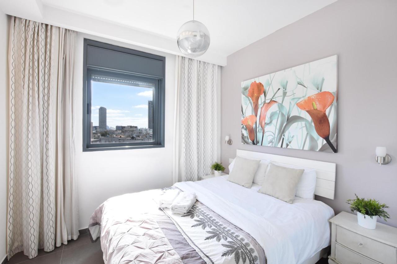Spacious 2-br In Shenkin Street By Holyguest Apartment Tel Aviv